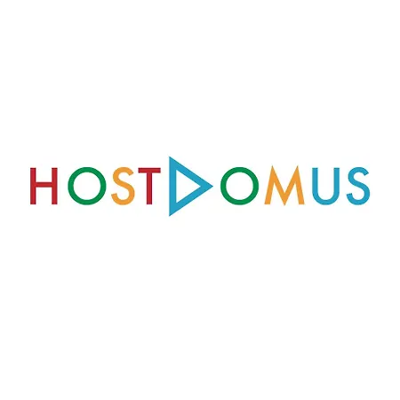 Hostdomus - Mariblu -with Private Parking Apartment *