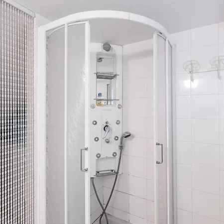 Hostdomus - Mariblu -with Private Parking Apartment Alassio
